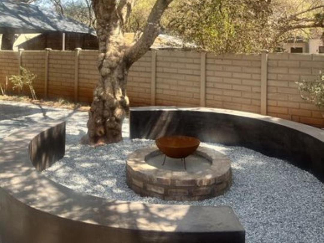 Karee Guesthouse Thabazimbi Esterno foto